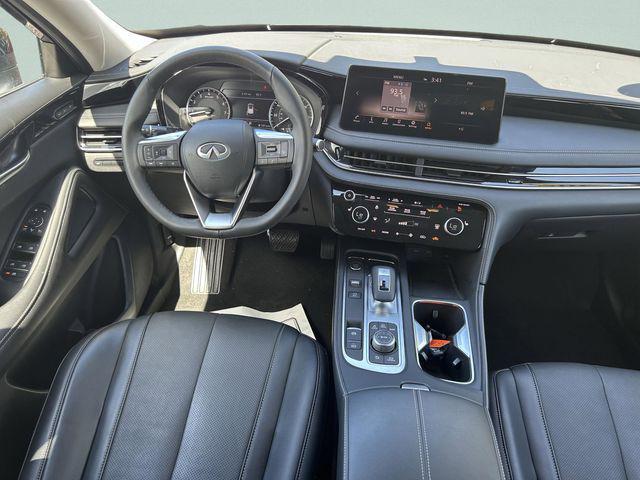 2023 INFINITI QX60 PURE