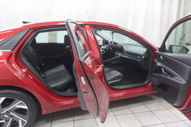 2025 Hyundai Elantra Limited