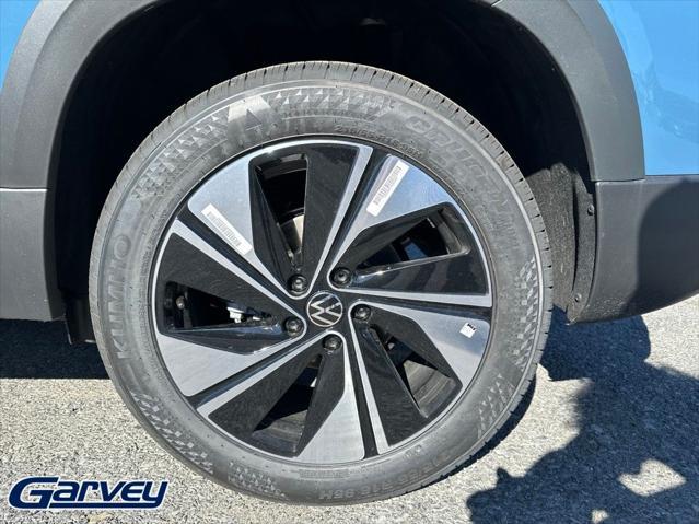 2026 Volkswagen Taos SE