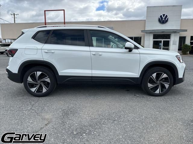 2025 Volkswagen Taos 1.5T SE