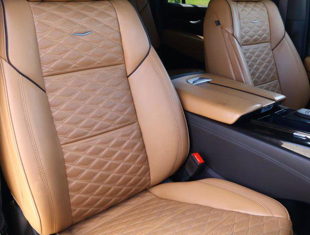 2022 Cadillac Escalade ESV 4WD Sport