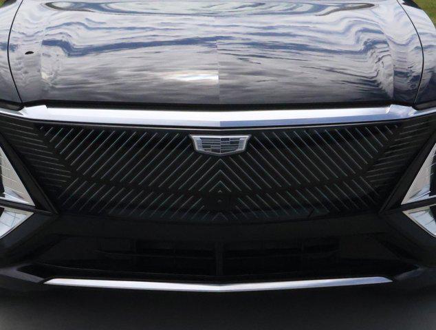 2024 Cadillac iQ Luxury w/1SC