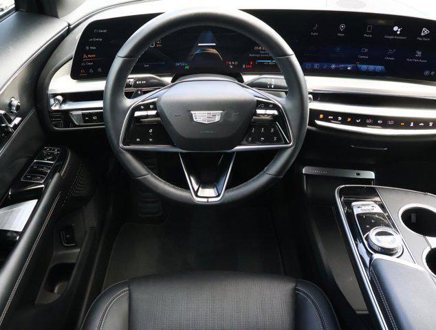 2024 Cadillac iQ Luxury w/1SC