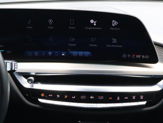 2024 Cadillac iQ Luxury w/1SC