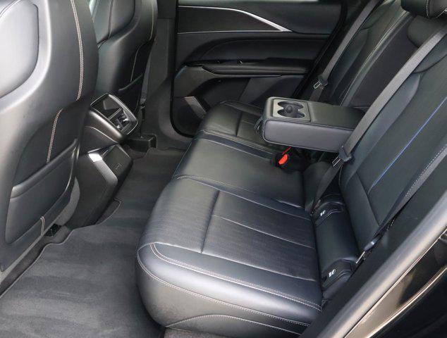 2024 Cadillac iQ Luxury w/1SC