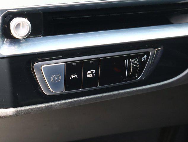 2024 Cadillac iQ Luxury w/1SC