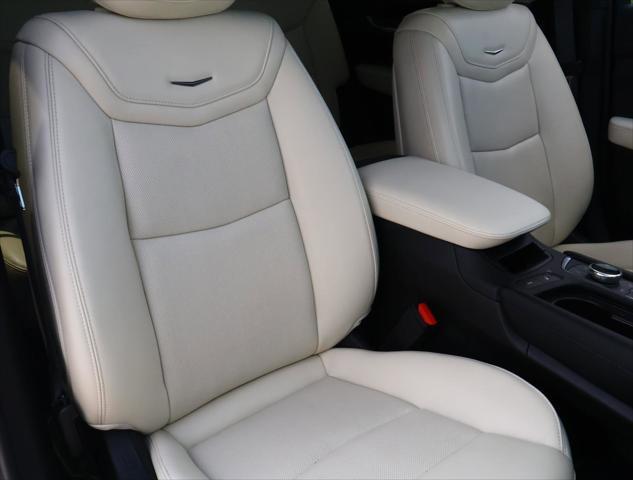 2025 Cadillac XT6 AWD Sport