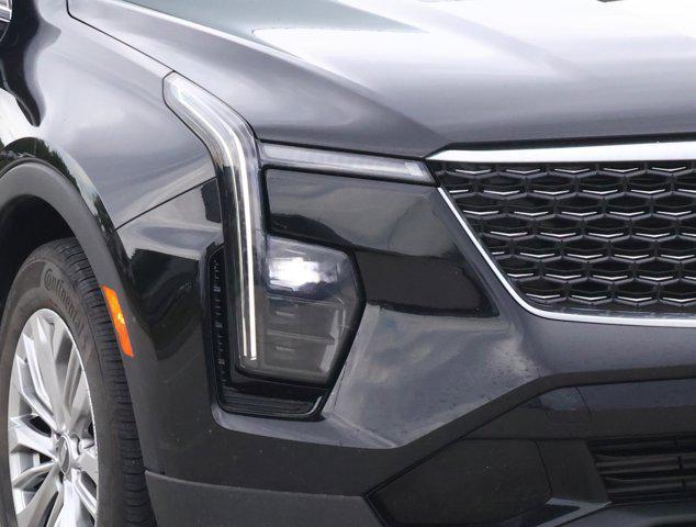 2024 Cadillac XT4 FWD Premium Luxury