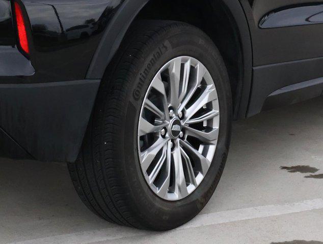 2024 Cadillac XT4 FWD Premium Luxury
