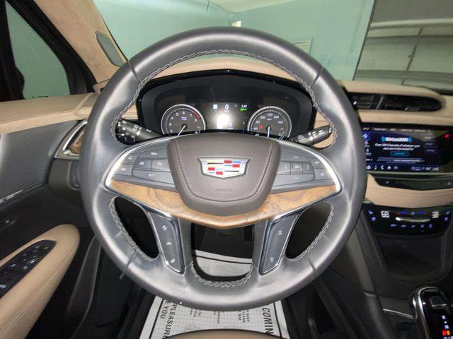 2022 Cadillac XT5 FWD Premium Luxury