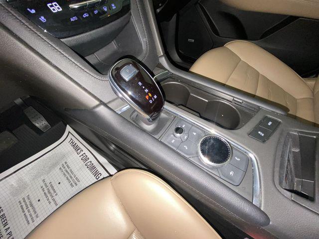 2022 Cadillac XT5 FWD Premium Luxury