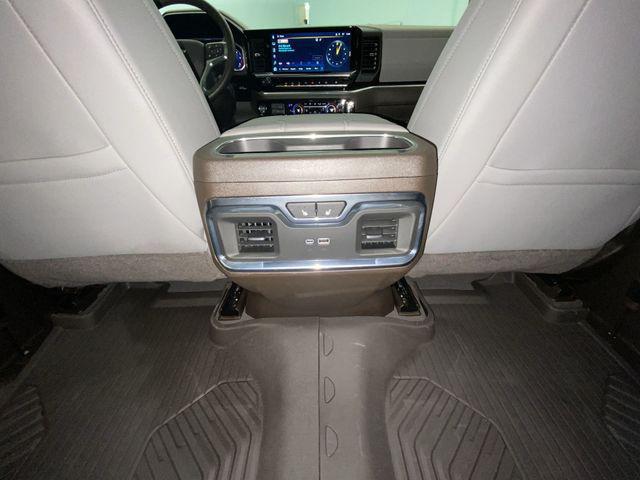 2026 Chevrolet Silverado 1500 4WD Crew Cab Short Bed LTZ
