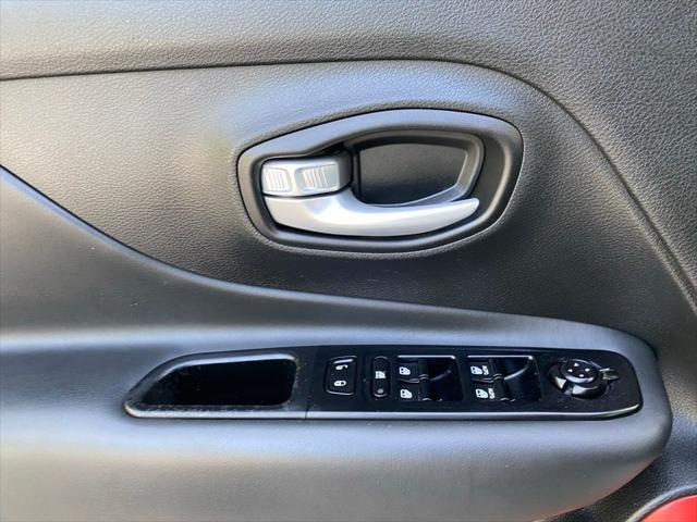 2023 Jeep Renegade Trailhawk 4x4