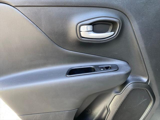 2023 Jeep Renegade Trailhawk 4x4