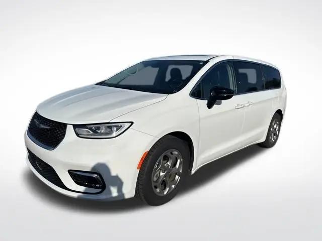 2024 Chrysler Pacifica Limited for sale in Radcliff, KY