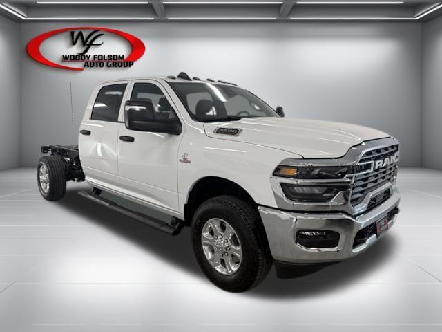 2026 RAM Ram 3500 Chassis Cab RAM 3500 TRADESMAN CREW CAB CHASSIS 4X4 60 CA 2026 RAM Ram 3500 Chassis Cab RAM 3500 TRADESMAN CREW CAB CHASSIS 4X4 60 CA