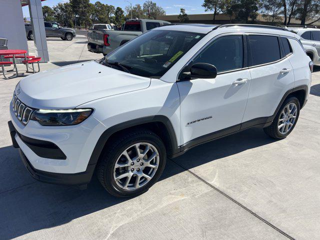 2022 Jeep Compass Latitude Lux 4X4's photo