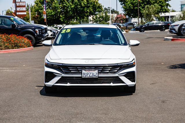 2025 Hyundai Elantra Hybrid Limited