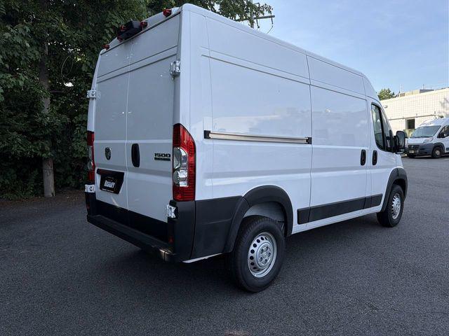 2026 Ram ProMaster Cargo Van Tradesman High Roof 136 WB w/Pass Seat