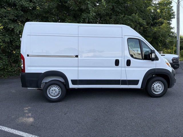 2026 Ram ProMaster Cargo Van Tradesman High Roof 136 WB w/Pass Seat