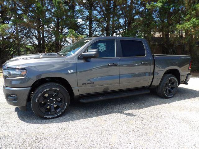 2026 RAM Ram 1500 RAM 1500 EXPRESS CREW CAB 4X4 57 BOX