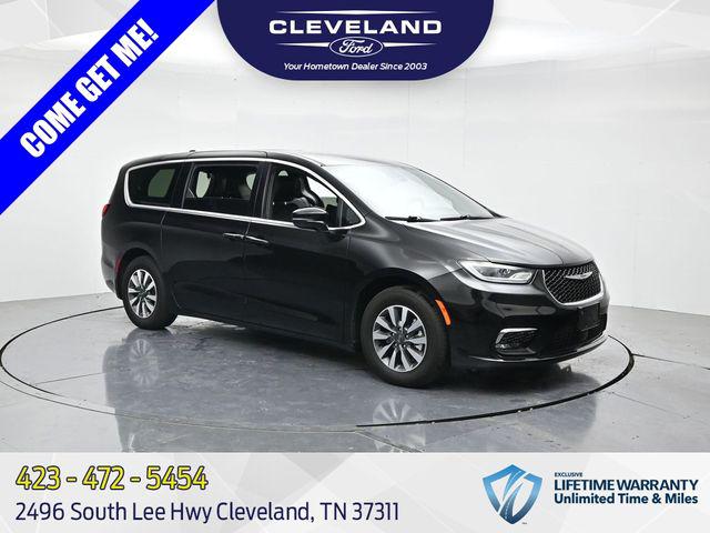 2025 Chrysler Pacifica Hybrid Select for sale in Cleveland, TN