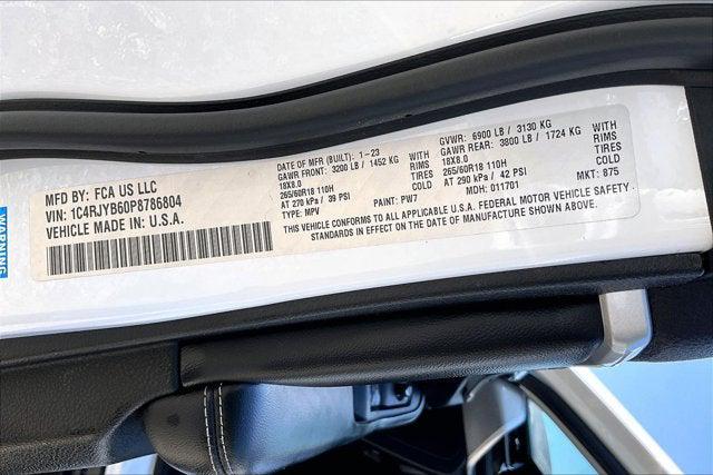 2023 Jeep Grand Cherokee PANO ROOF