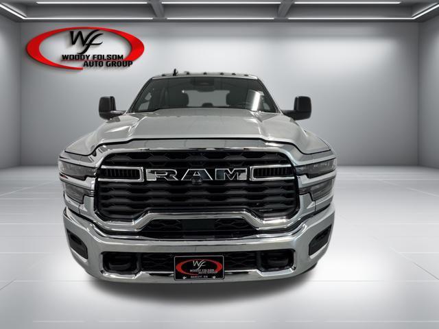 2026 RAM Ram 3500 RAM 3500 TRADESMAN CREW CAB 4X4 8 BOX