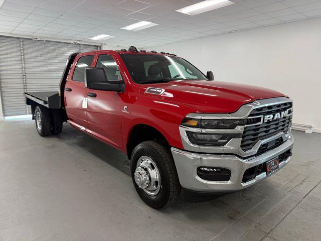 2026 RAM Ram 3500 Chassis Cab RAM 3500 TRADESMAN CREW CAB CHASSIS 4X4 60 CA
