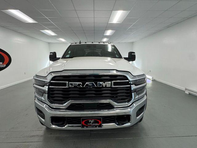 2026 RAM Ram 4500 Chassis Cab RAM 4500 TRADESMAN CHASSIS CREW CAB 4X4 84 CA