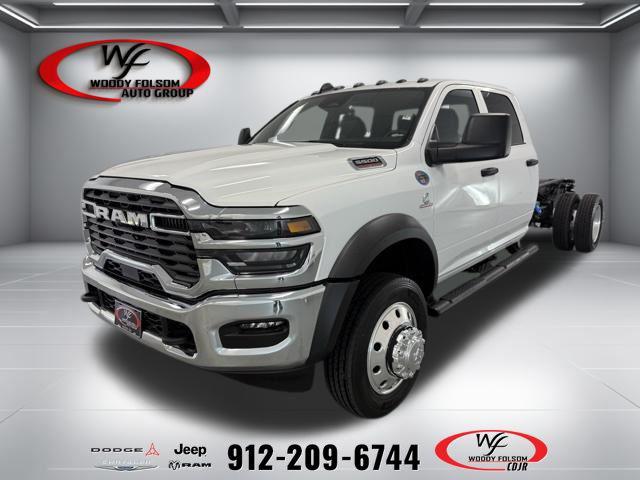 2026 RAM Ram 5500 Chassis Cab RAM 5500 TRADESMAN CHASSIS CREW CAB 4X4 84 CA