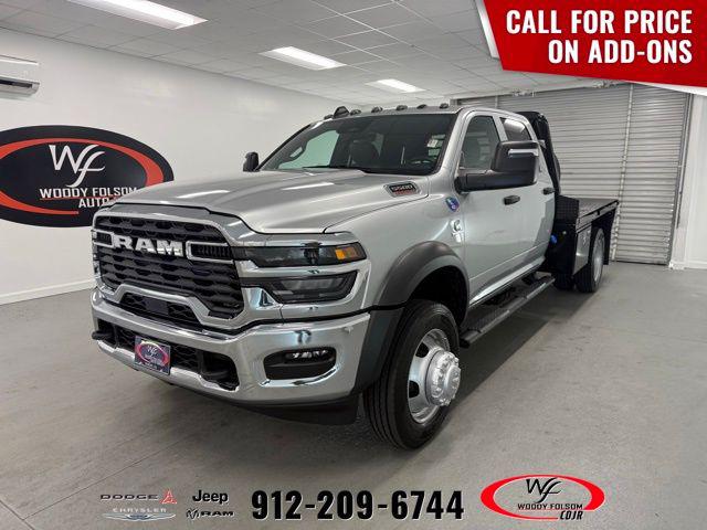 2026 RAM Ram 5500 Chassis Cab RAM 5500 TRADESMAN CHASSIS CREW CAB 4X4 60 CA