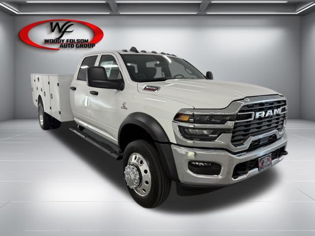 2026 RAM Ram 5500 Chassis Cab RAM 5500 TRADESMAN CHASSIS CREW CAB 4X4 84 CA