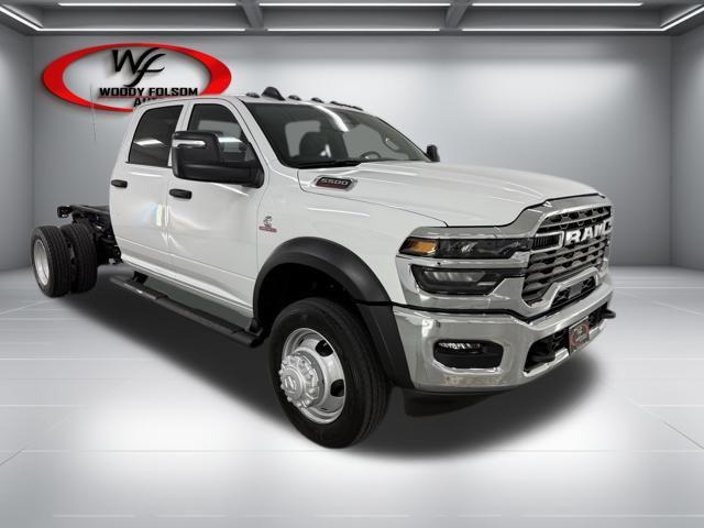 2026 RAM Ram 5500 Chassis Cab RAM 5500 TRADESMAN CHASSIS CREW CAB 4X4 60 CA