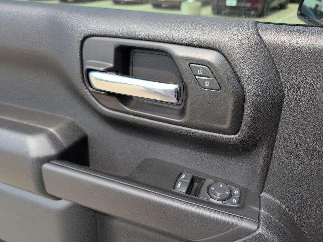 2026 Chevrolet Silverado 1500 4WD Regular Cab Long Bed WT