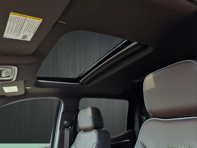 2025 GMC Sierra 1500 4WD Crew Cab Short Box Denali