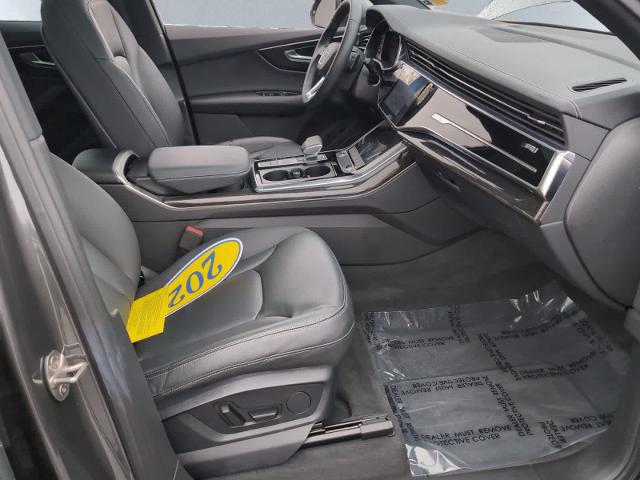2025 Audi Q7 Premium 55 TFSI quattro Tiptronic