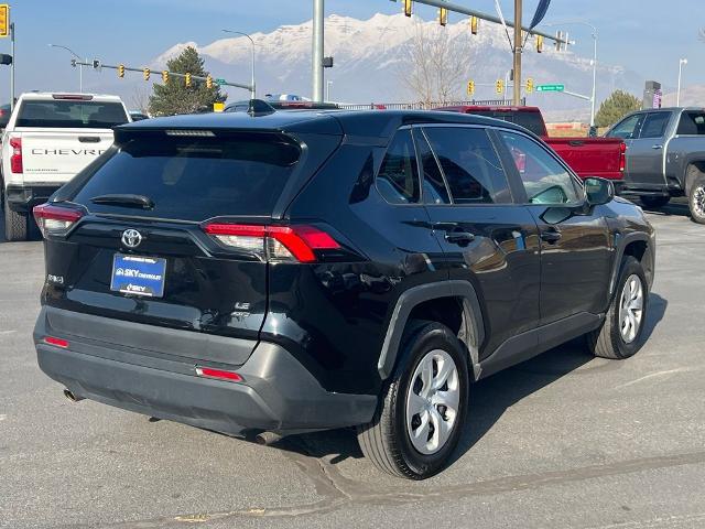 2024 Toyota RAV4 LE