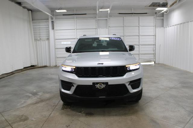 2024 Jeep Grand Cherokee Altitude 4x4