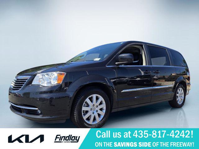 2016 Chrysler Town & Country Touring