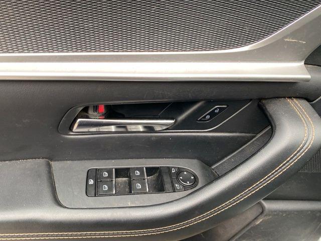 2024 Mazda X-90 Premium