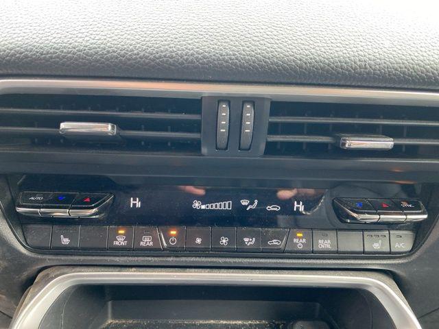 2024 Mazda X-90 Premium