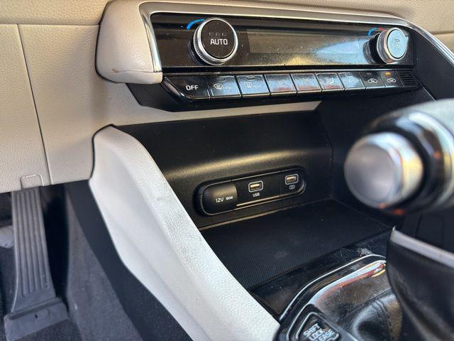 2021 Kia K5 EX