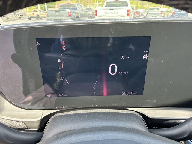 2025 Buick NV Sport Touring FWD