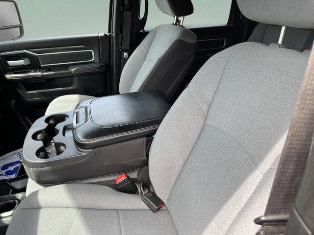 2024 Ram 3500 Tradesman/SLT/Laramie/Limited