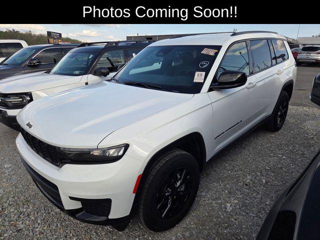 2024 Jeep Grand Cherokee L Altitude 4x4 for sale in PLEASANT VLY, WV