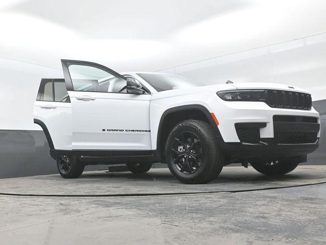 2024 Jeep Grand Cherokee L Altitude 4x4