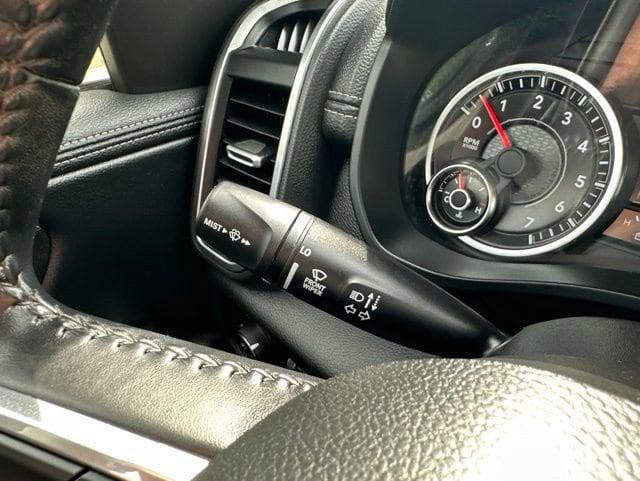 2022 Ram 1500 Laramie Crew Cab 4x4 6'4" Box