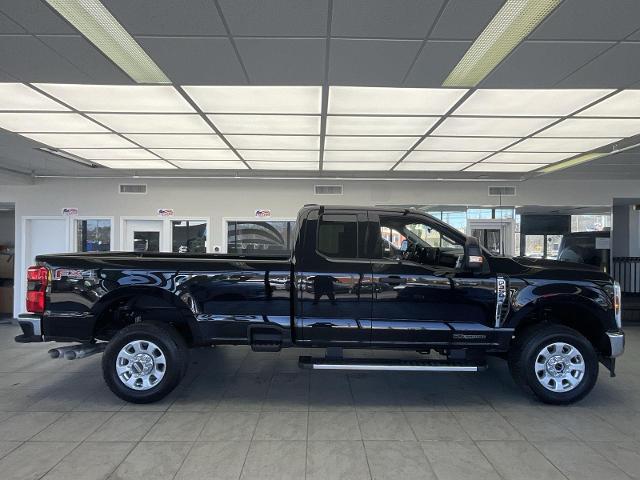 2024 Ford F-350 XLT