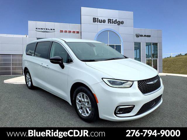 2024 Chrysler Pacifica Touring L 2024 Chrysler Pacifica Touring L